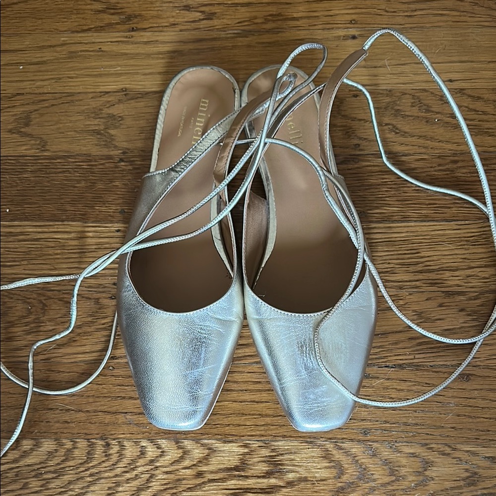 Minelli (French brand made in Portugal) gold ankle tie ballet flats size 39 EU